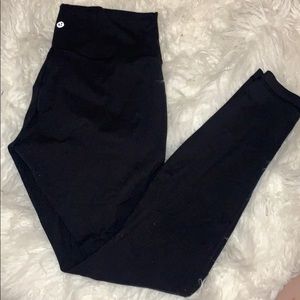 Black lululemon leggings